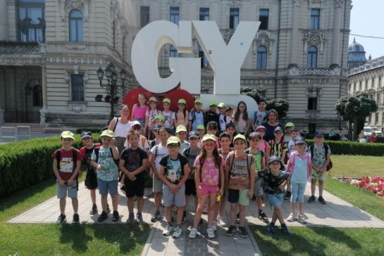 Izgalmas osztlykirnduls Gyrben – Ltogats a Mobilisben
